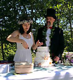 Cutting Cake