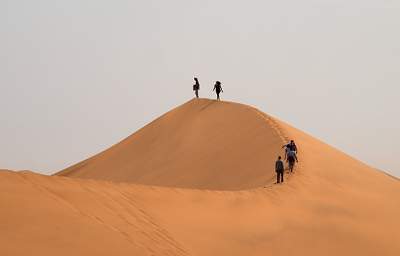 Swakop Dune7 Group Ariving Top