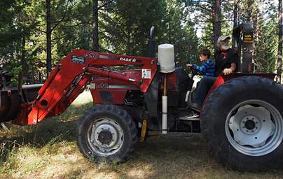 Tractor Hayden