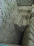 Pyramid drain